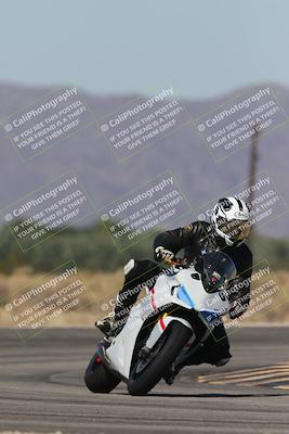 media/Oct-13-2025-Moto Forza (Mon) [[a66d839500]]/4-C Group/Session 3 (Turn 16)/